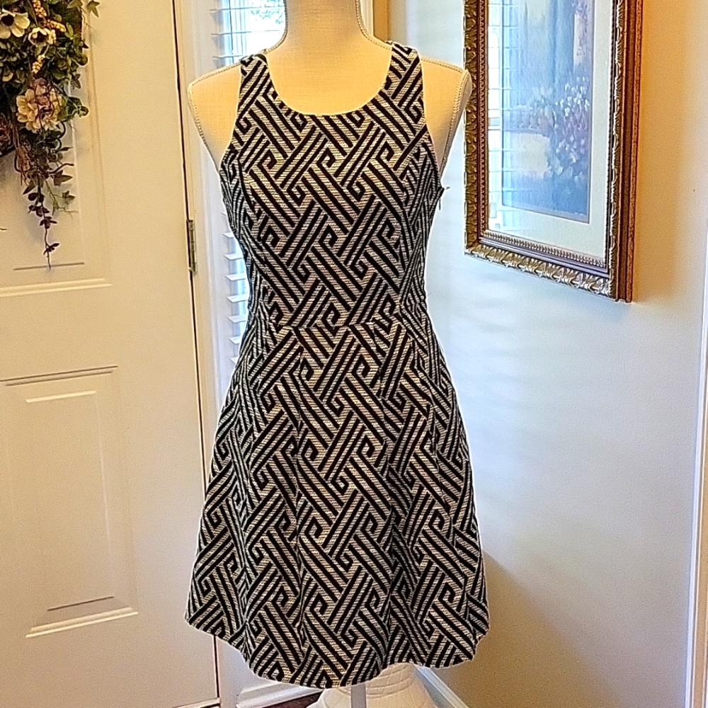 Ya Los Angeles black white geometric print texture sleeveless dress pleats S …